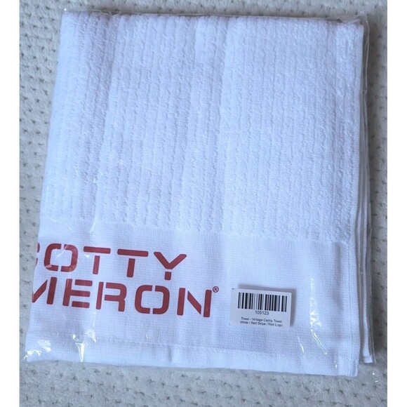 NIP SCOTTY CAMERON GOLF TOWEL - VINTAGE CADDIE - WHITE WITH RED LOGO 22"x45" - Picture 4 of 4